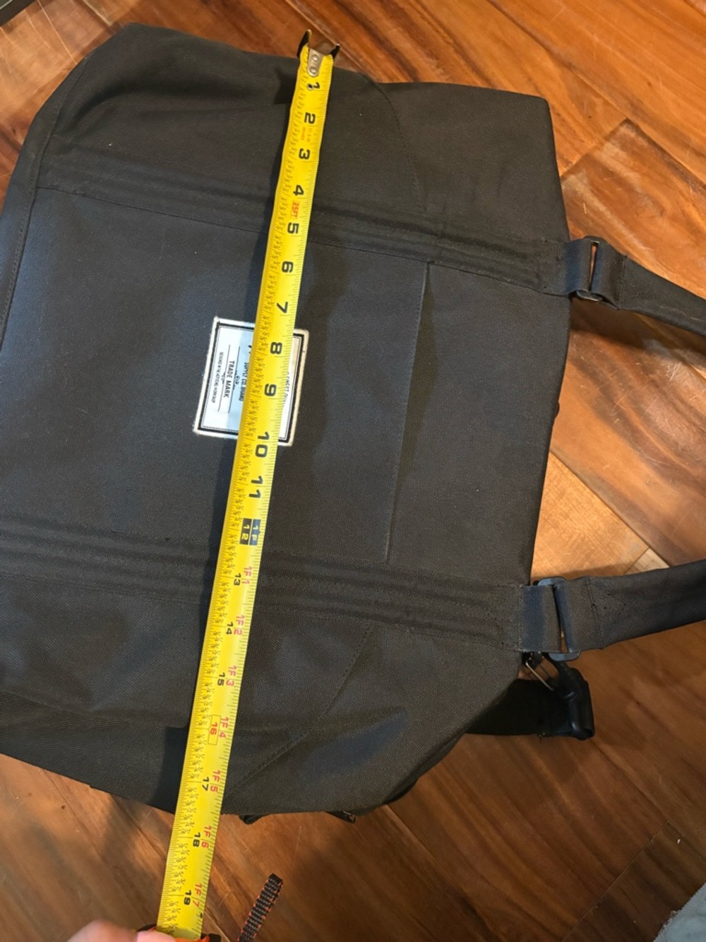 Herschel Strand Sprout Diaper Bag Black Weekender Tote + Changing Pad - Picture 5 of 7